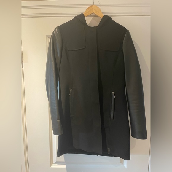 Rudsak coat. Black. Leather sleeves. Size Medium - Picture 4 of 5